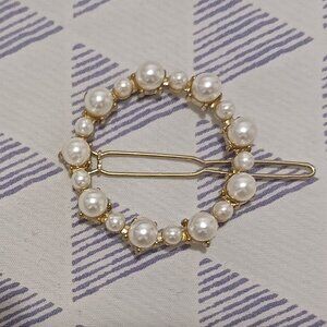 Vintage Gold and White Faux Pearl Circle Hair Barrette